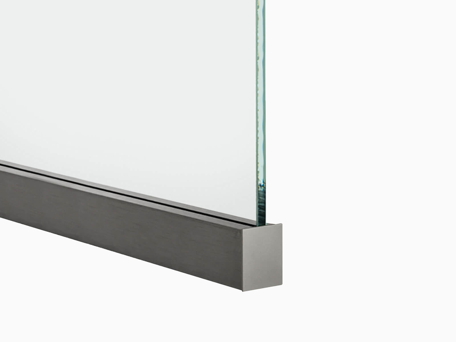 SLIM-Trennwand-Klemmprofil-mit-Endkappe-und-eingefasstem-Glas