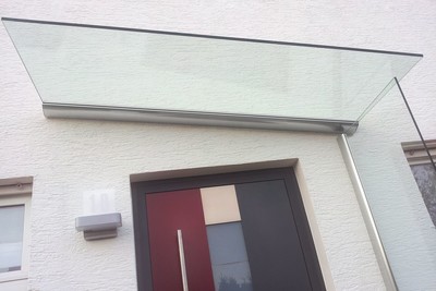 Seitenwindschutz Blend aus Glas kompatibel mit Vordächern